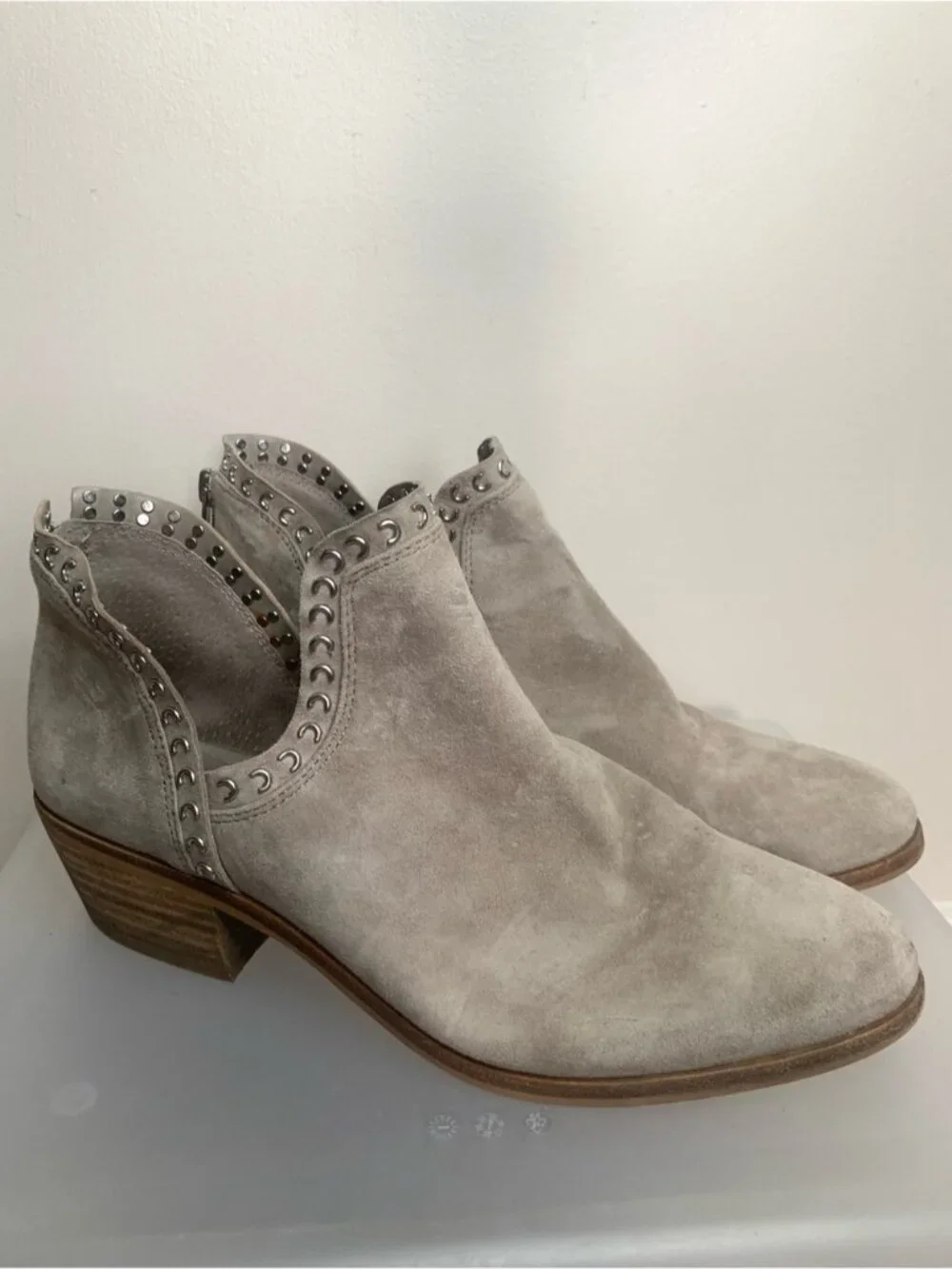 Vince Camuto Leather Suede Western Studded Boot 9.5